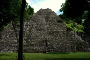 Maya pyramid - Yaxha - 2
