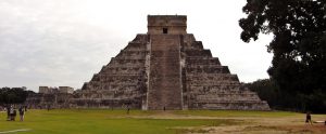 Chichén Itzá - El Castillo - amazingtemples.com
